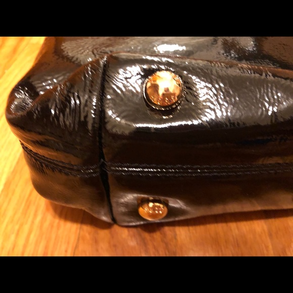 Michael Kors Shoulder Bag - Picture 2 of 6